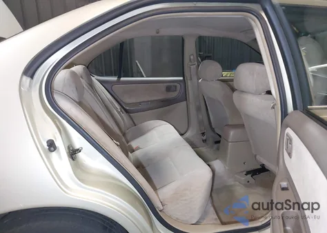 1999 Nissan Altima Gle/Gxe/Se/Se-L/Xe z USA, uszkodzony, nr VIN 1N4DL01D7XC268634